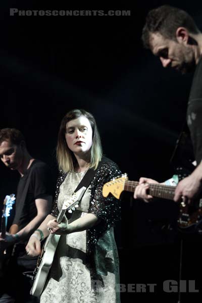 SLOWDIVE - 2014-06-07 - PARIS - Espace Charlie Parker - Grande Halle - 